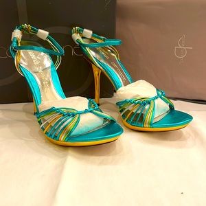 NEW Jessica Bennett Gemma in original box